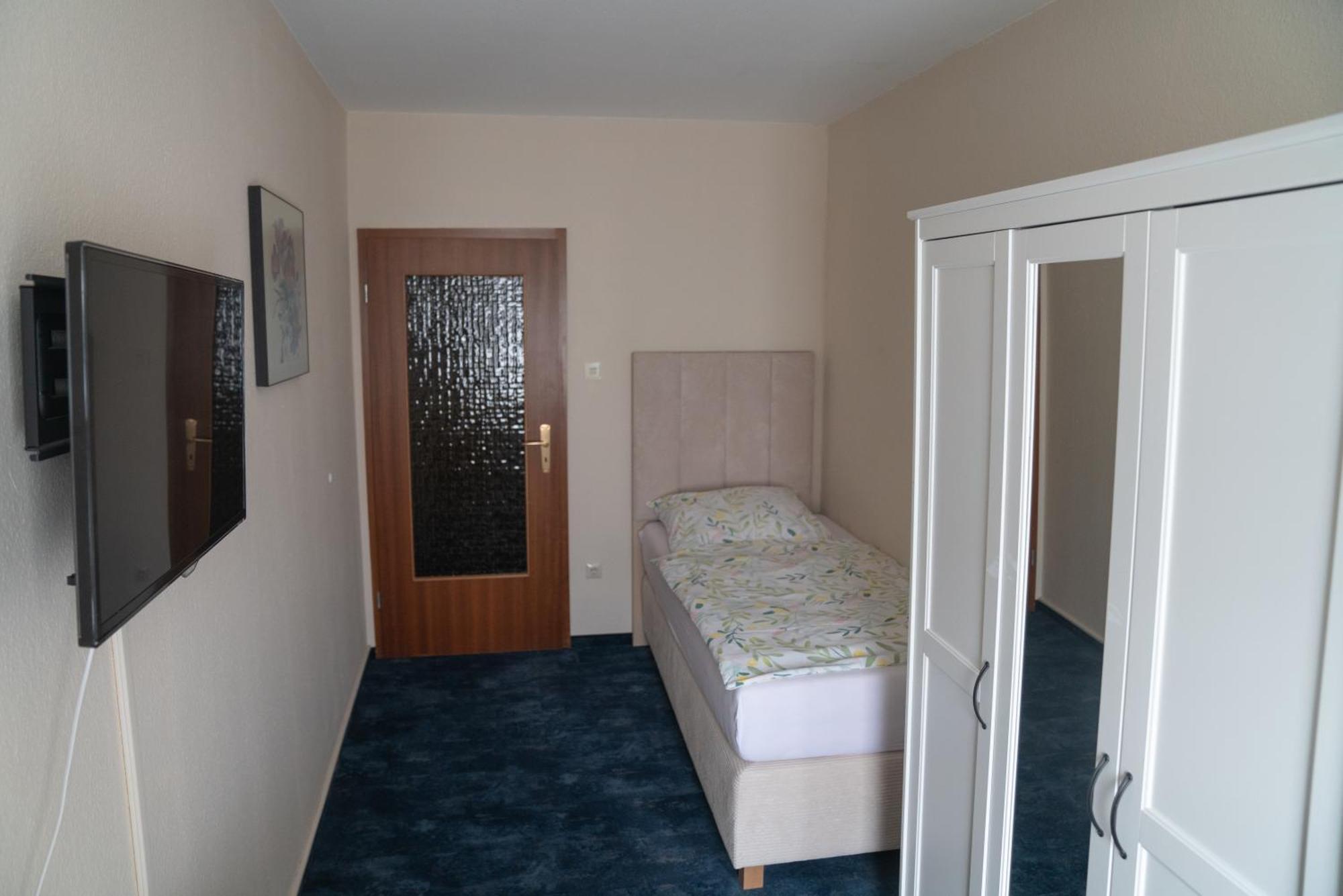 Hotel zum Grafen Hallermunt Springe Exterior foto